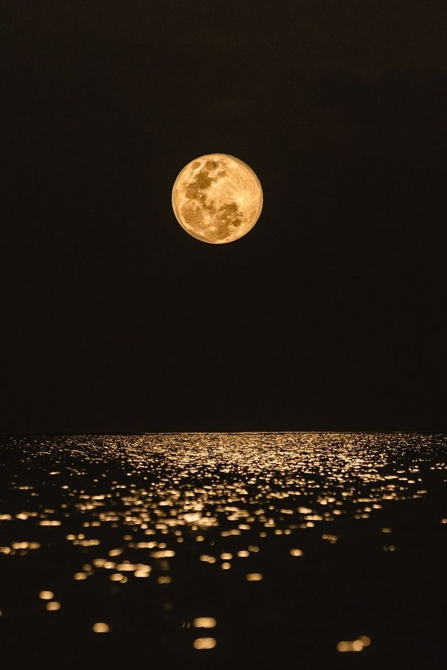 Leo Moon Sign showcasing their creativity
